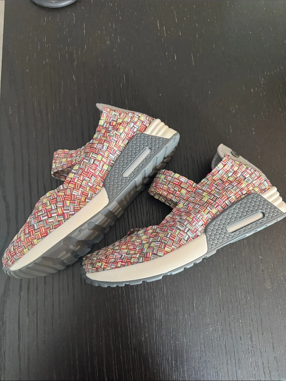 Bernie Mev multicolor woven Mary Jane style cushioned sole sneaker. Size 40 (9).